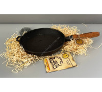 Сковорода чавунна лита Maysternya 26*4 см. з дерев'яною ручкою зі скляною кришкою