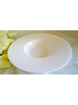 Тарілка Tudor England Royal Sutton глибока 23 см.