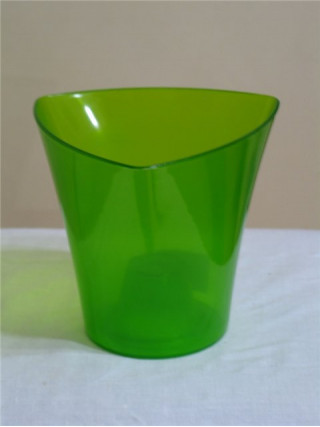 Вазон для квітів трикутне прозорий ДЕЛЬТА  МІКС 4 кольори