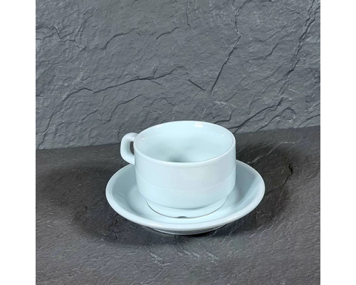Чашка з блюдцем біла (чашка-220 мл,блюдце-13,4 см)