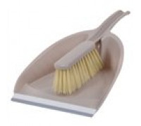 Совок зі щіткою